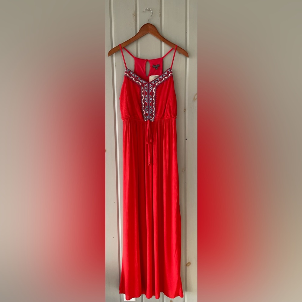 Brand new, never worn maxi dress, size Small